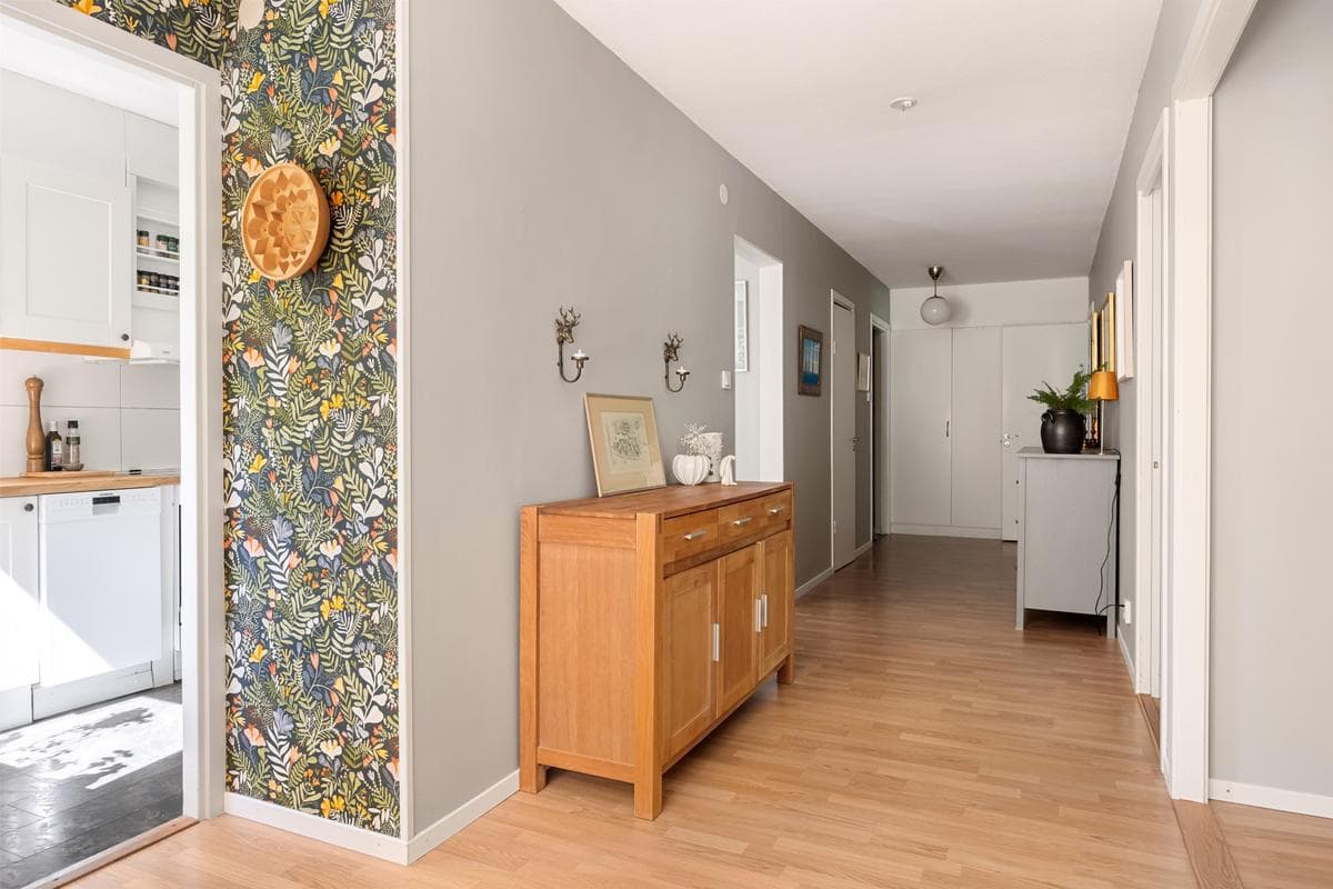 Fridhemsgatan 18B, Centrum bild 18