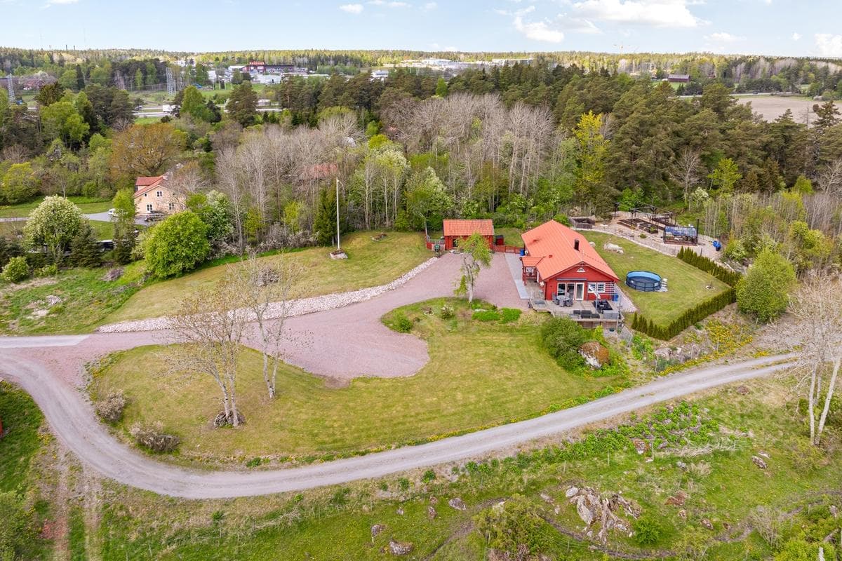 Brunnby 22, Centralt bild 34
