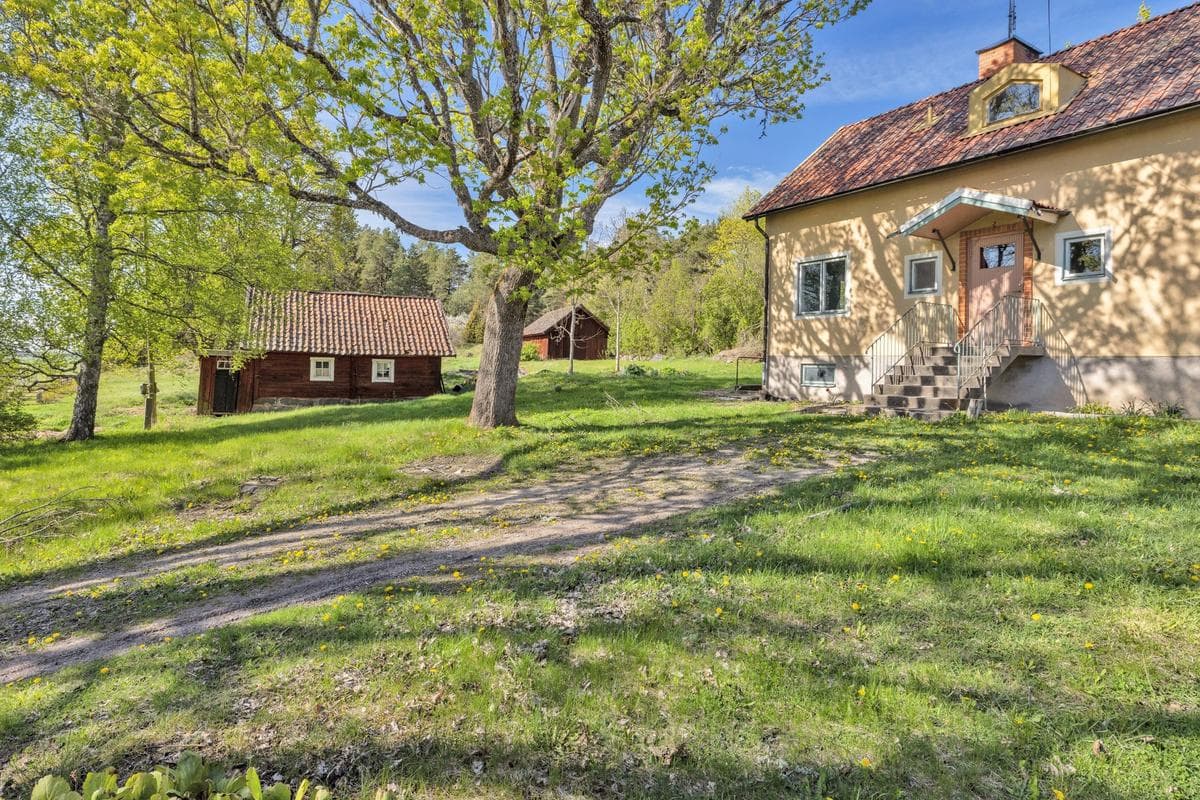 Väsby 33, Väsby bild 5