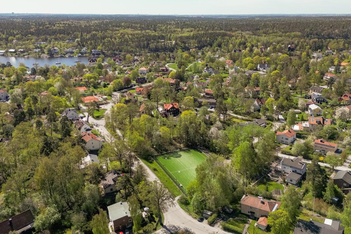 Ugglevägen 17E, Ektorp bild 25
